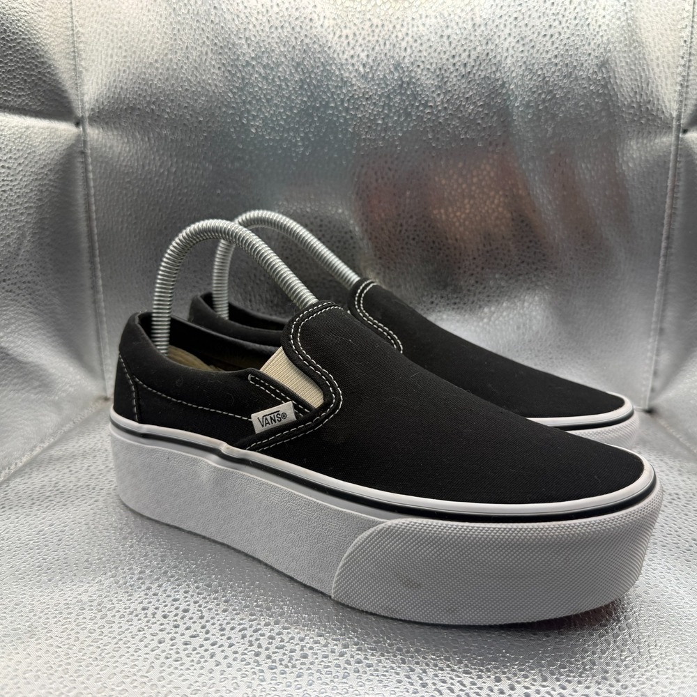 Size 5.5M/7W Vans Black True White Unisex Canvas Classic Slip-On Platform Shoes